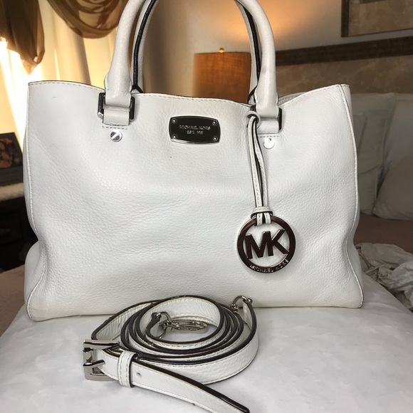 Leather bag. - Picture 1 of 16